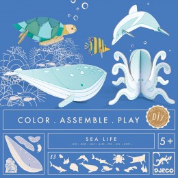 Color. Assemble. Play - Mer