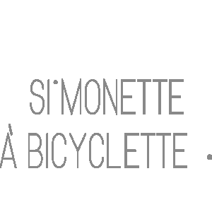 Simonette à Bicyclette